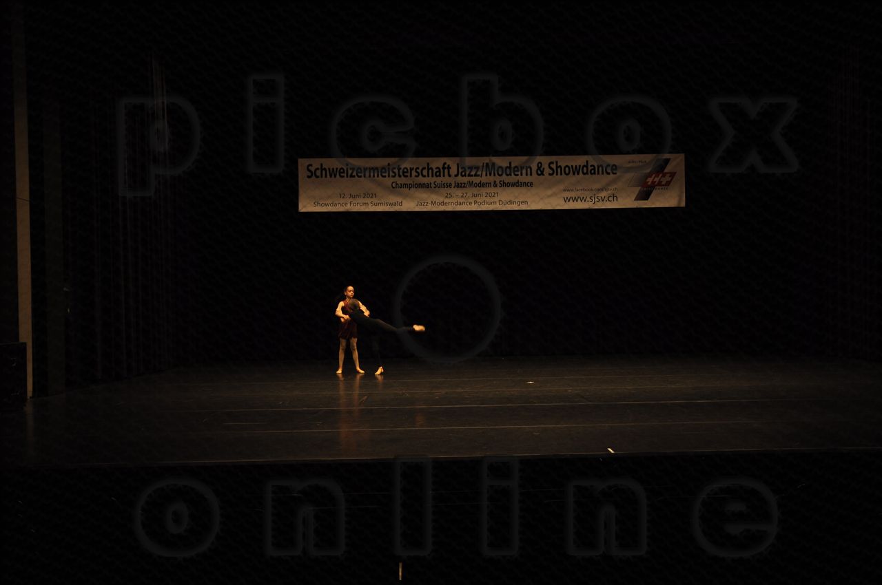 /390/16525_JMQC_390.jpg